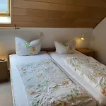 1927rooms Mit Blick Auf Nuerburgring Nordschleife Und Fusslaeufig Zum Gp-fahrerlager Nocleg ze śniadaniem 3*