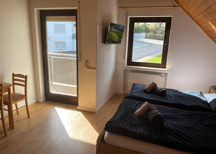 Oda ve Kahvaltı 1927rooms Mit Blick Auf Nuerburgring Nordschleife Und Fusslaeufig Zum Gp-fahrerlager